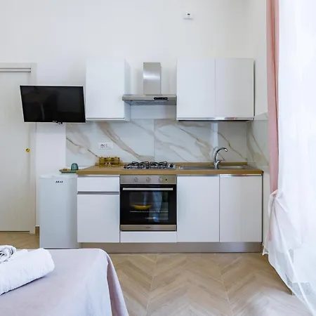 Essentia Home-3